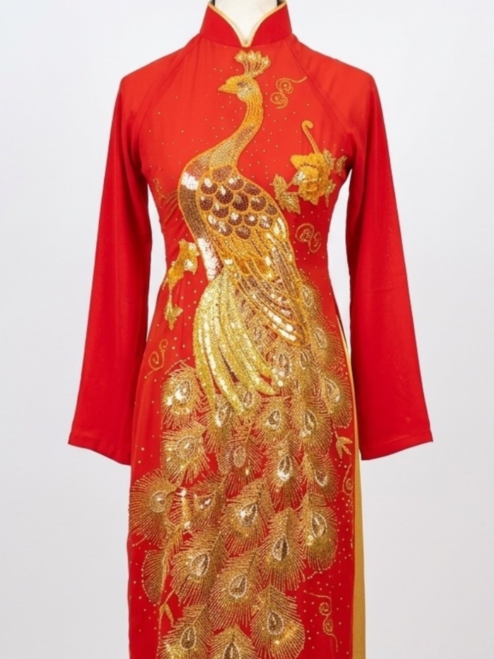 NWOT - Stunning Traditional Vietnamese Áo Dài Set - Red & Gold Peacock